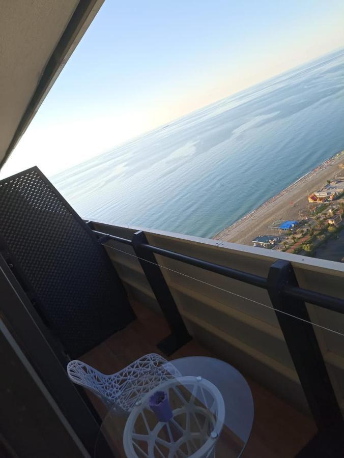 Orbi Twin Towers C Block Batumi Exterior foto